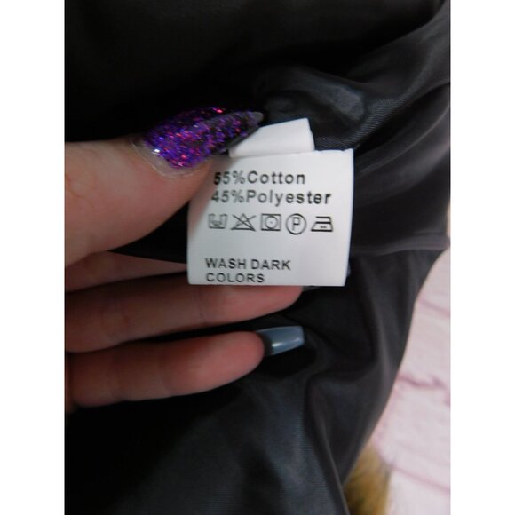 Faux Fur Vest Medium - Boho Chic with Hook & Eye Closure, Warm Layering - Picture 10 of 11